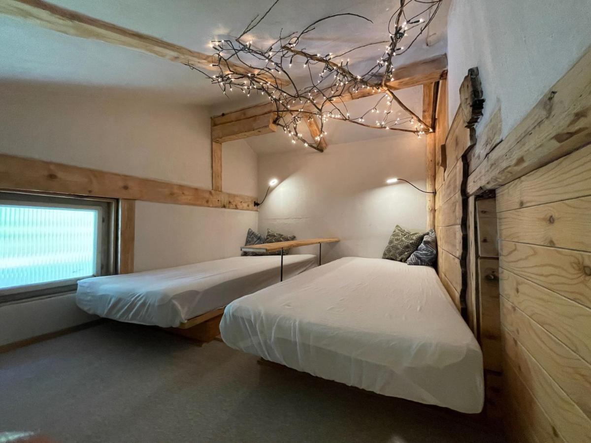 Backyard Mountain Hostel Майерхофен Екстериор снимка